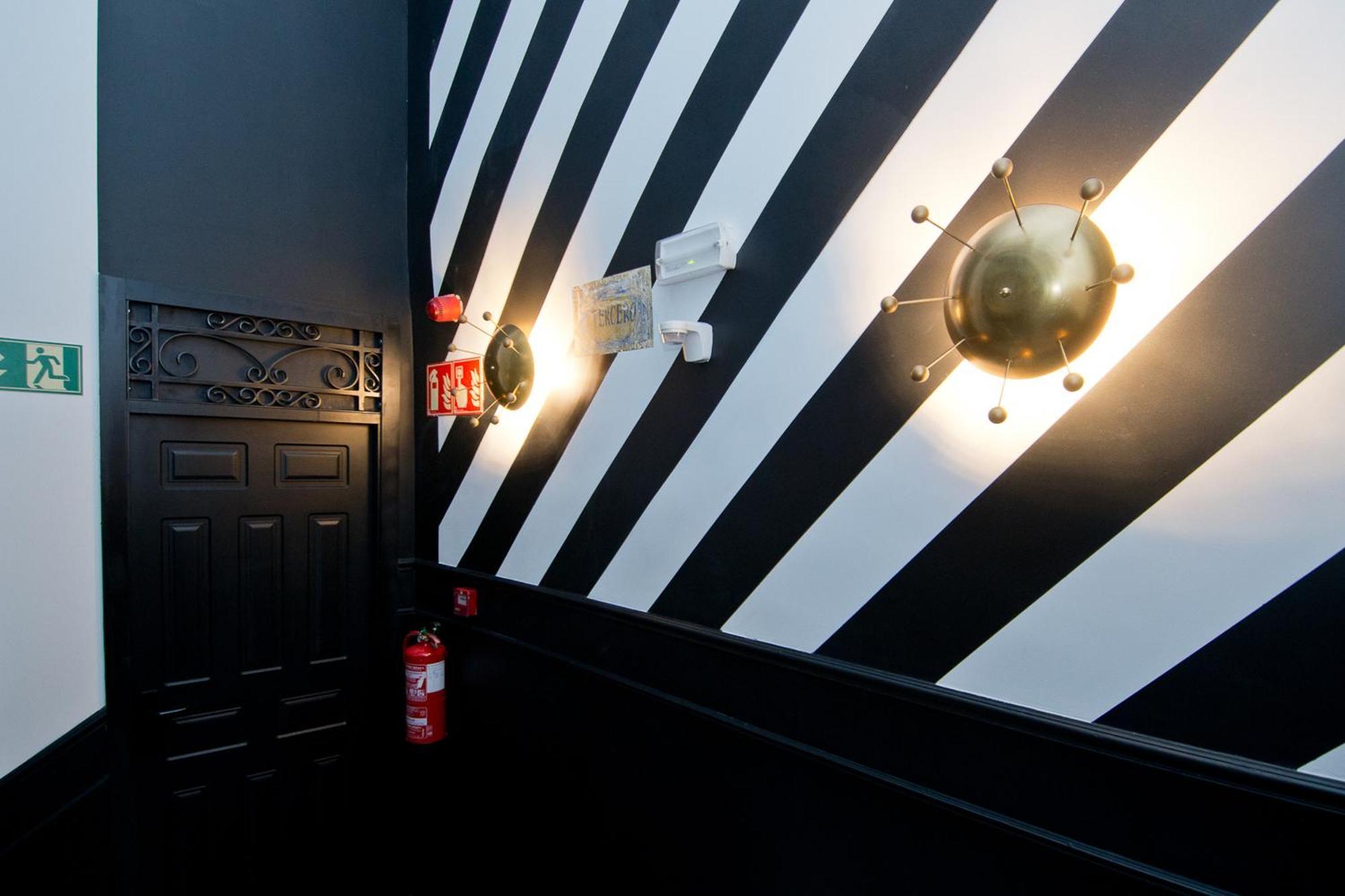 Amor De Dios 17 Boutique Apartments マドリード エクステリア 写真