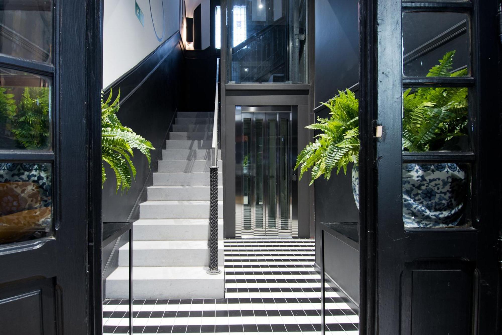 Amor De Dios 17 Boutique Apartments マドリード エクステリア 写真