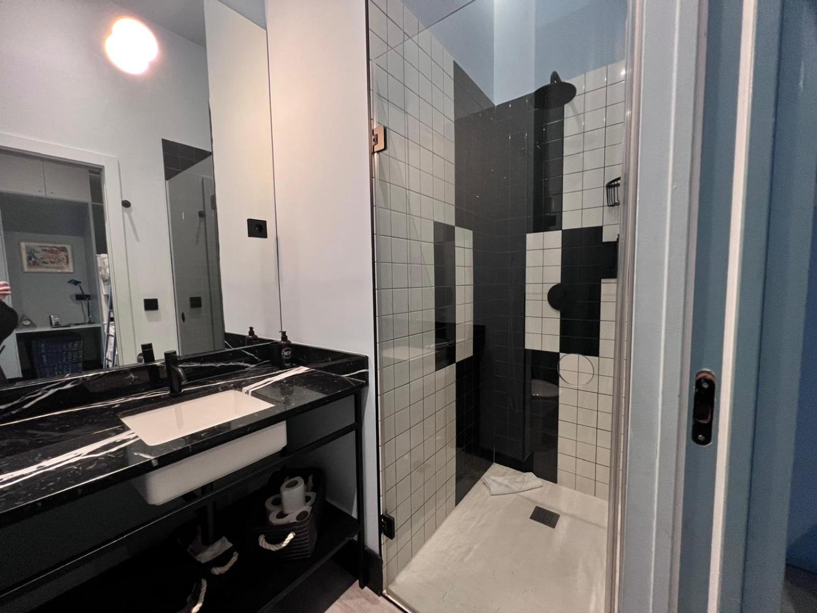 Amor De Dios 17 Boutique Apartments マドリード エクステリア 写真